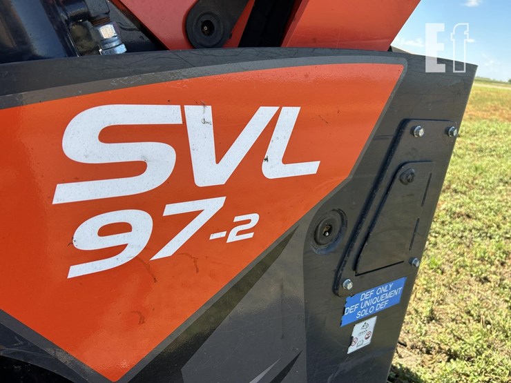 2021-kubota-svl97-2-image-17