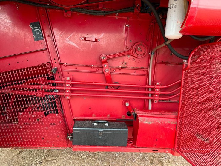 1995-case-ih-2144-image-41