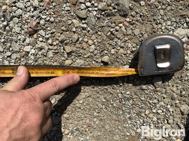 euro-global-dual-spear-hay-bale-attachment-image-16