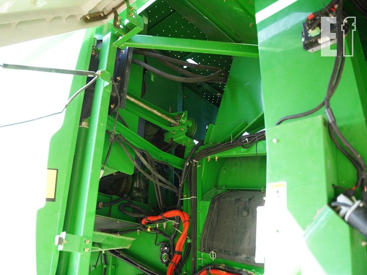 2007-john-deere-9560-sts-image-23