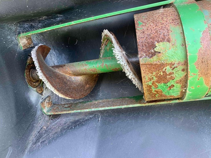 john-deere-1820-image-25