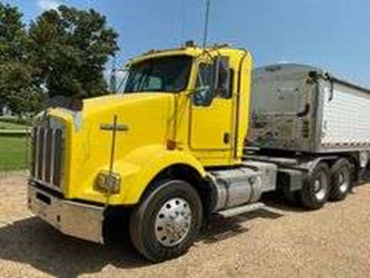 2006-kenworth-t800-image-1