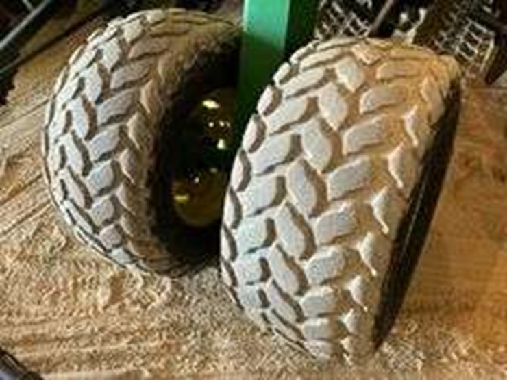 john-deere-750-image-9