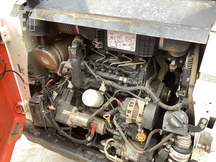 2019-bobcat-t595-image-13