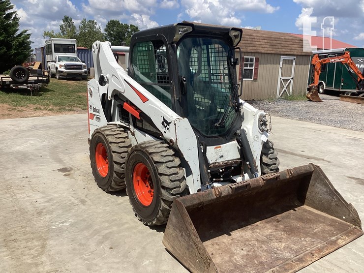 2017-bobcat-s570-image-6