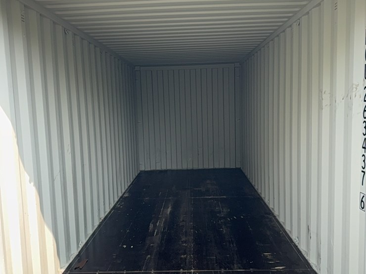 20’-l-x-8’-w-x-8.6’-tall-storage-container,-(back-side-has-some-dents)-image-6