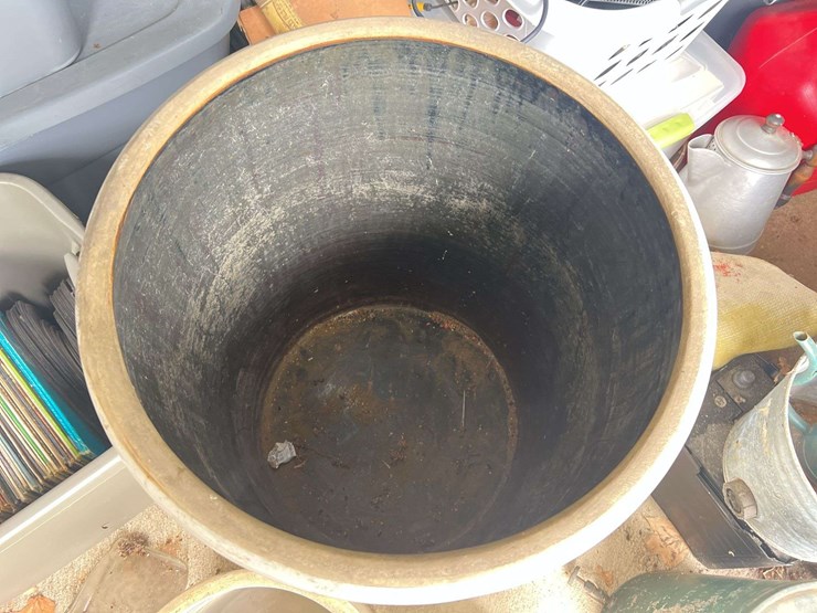 (2)-crocks-and-(1)-jug-image-5