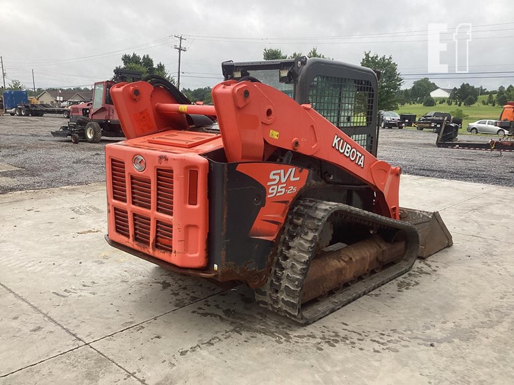 2017-kubota-svl95-2-image-4