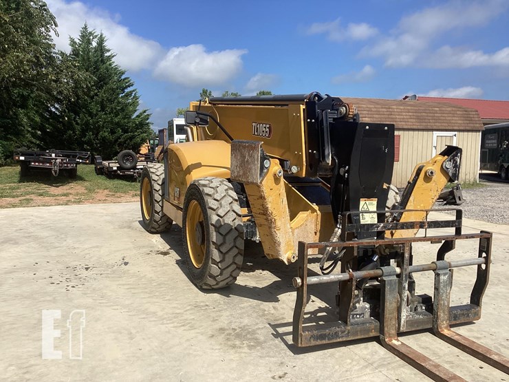 2021-caterpillar-tl1055-image-7