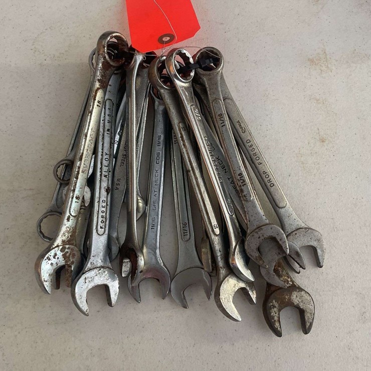 Lot of (20) Wrenches