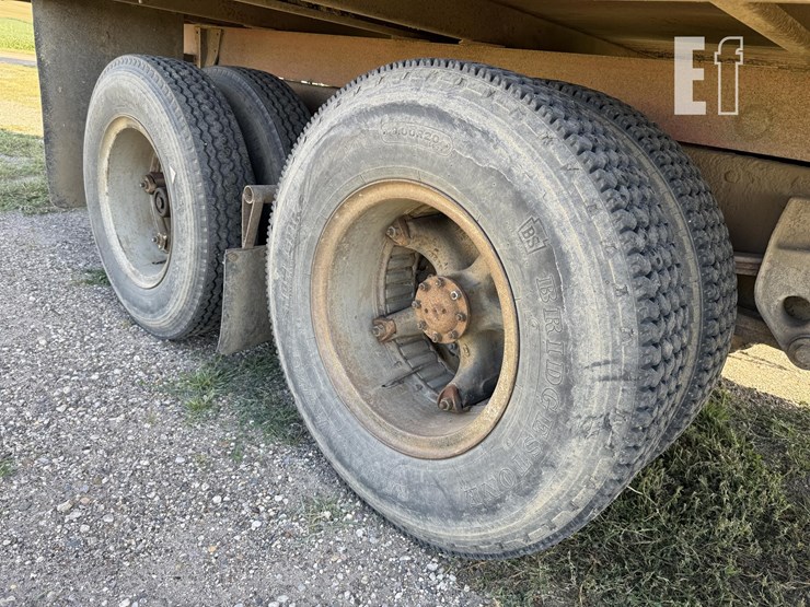 1968-ford-f600-image-16