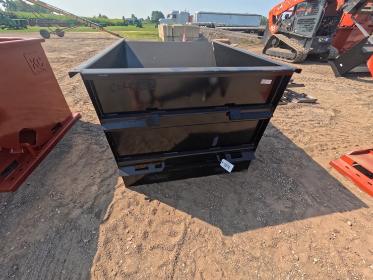 #5276-•-1.5-yard-skid-steer-trash-hopper-image-5