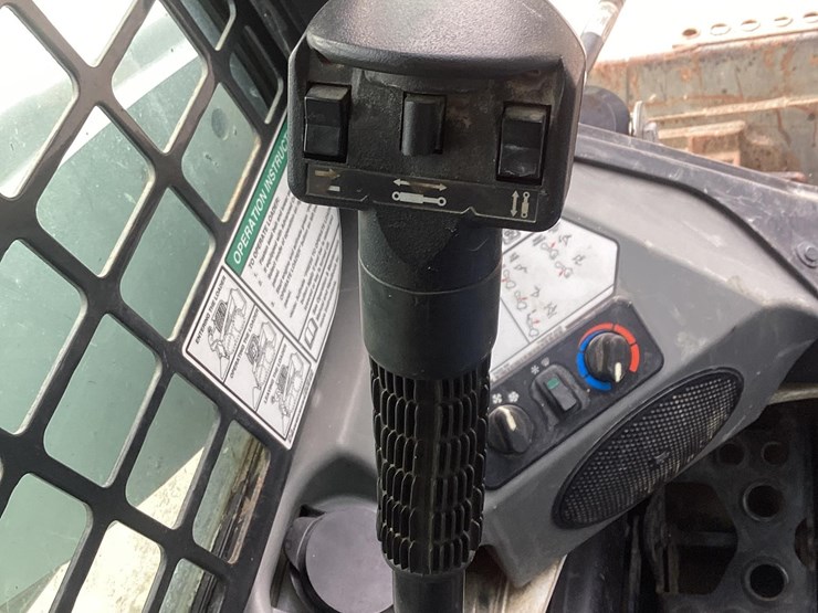 2020-bobcat-t650-image-16