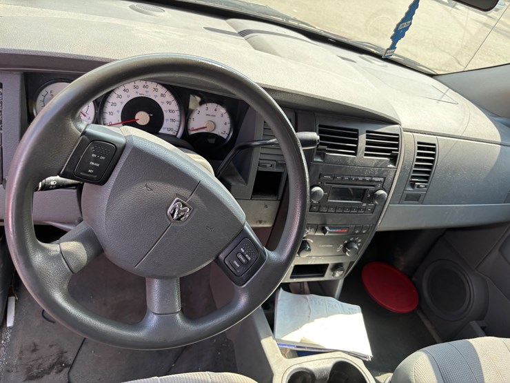 2004-dodge-durango-image-8