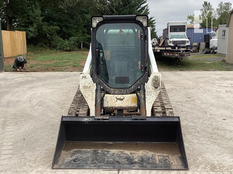 2022-bobcat-t595-image-7