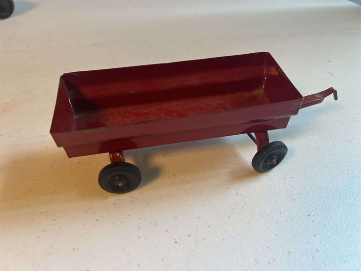 (10)-oliver-farm-toys-image-15