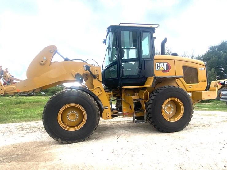 2021-caterpillar-926m-image-2