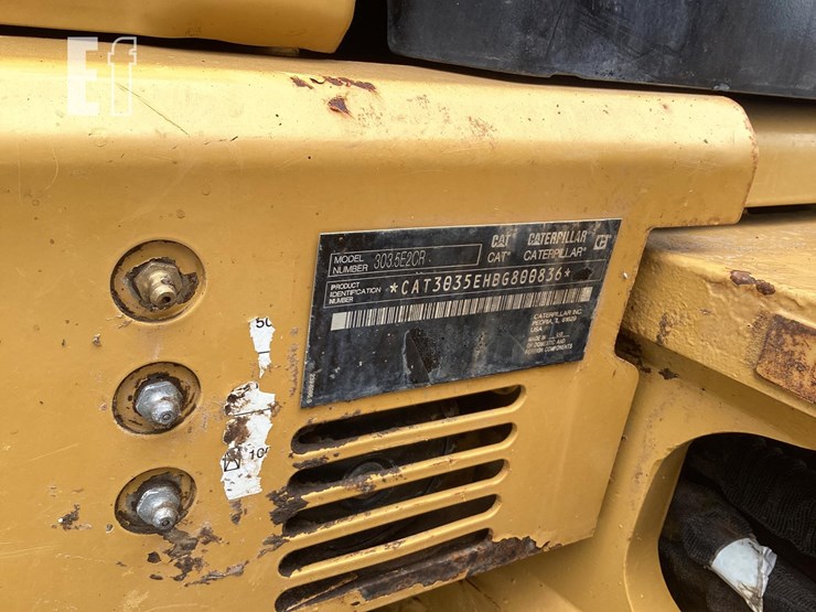 2015-caterpillar-303.5e2-cr-image-23