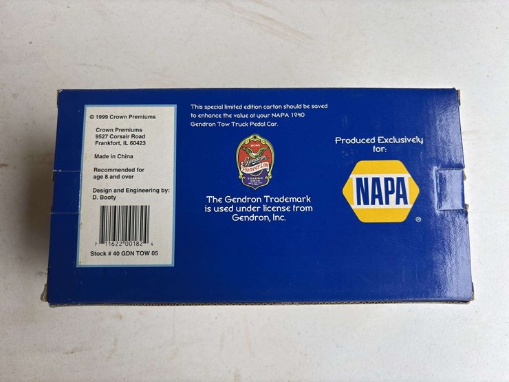 (2)-vermeer-truck-and-napa-pedal-car-toy-nib-image-15