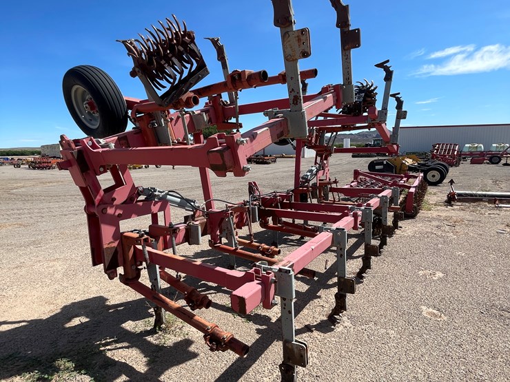 #9030-•-dave-koenig-3-pt-folding-gallina-tillage-tool-bar-image-4