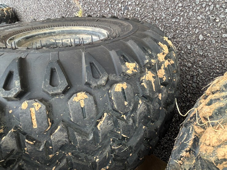 john-deere-gator-image-22