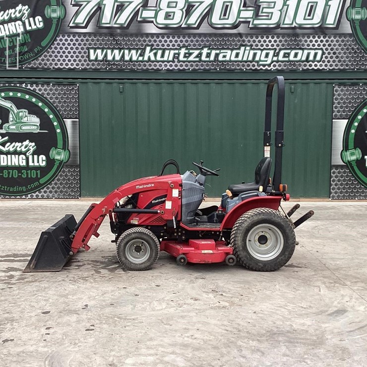 2016 MAHINDRA EMAX 22