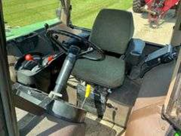 1992-john-deere-4960-image-17