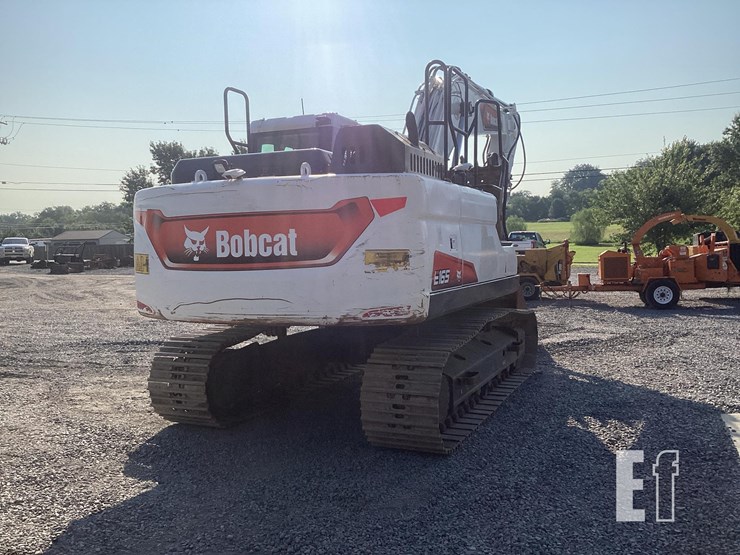 2021-bobcat-e165-image-4