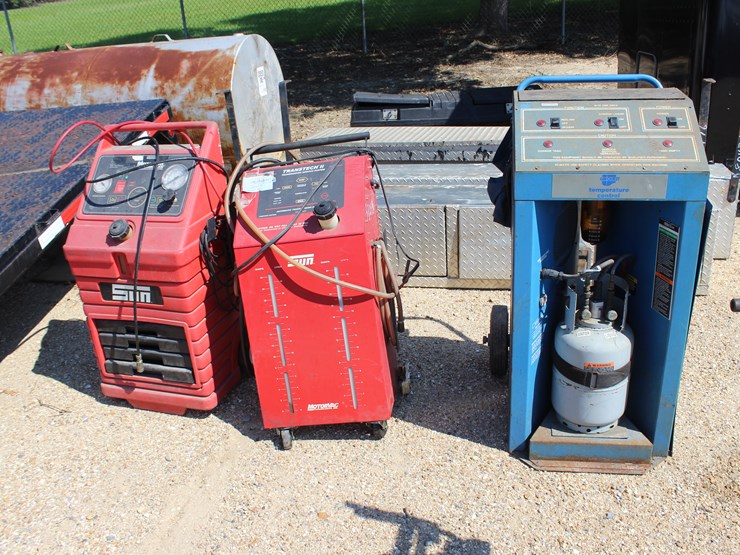 #1653-•-pallet-of-automotive-equipment-image-15
