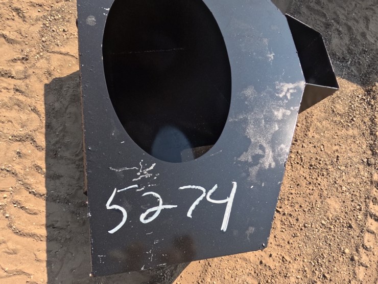 #5274-•-mini-universal-attach-concrete-bucket-image-2