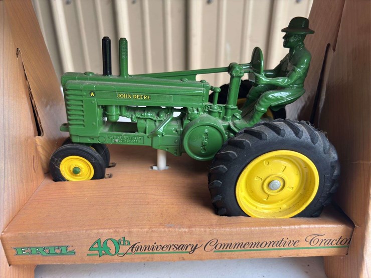 (2)-1/16-john-deere-model-60-orchard-and-model-a-nib-ertl-image-13