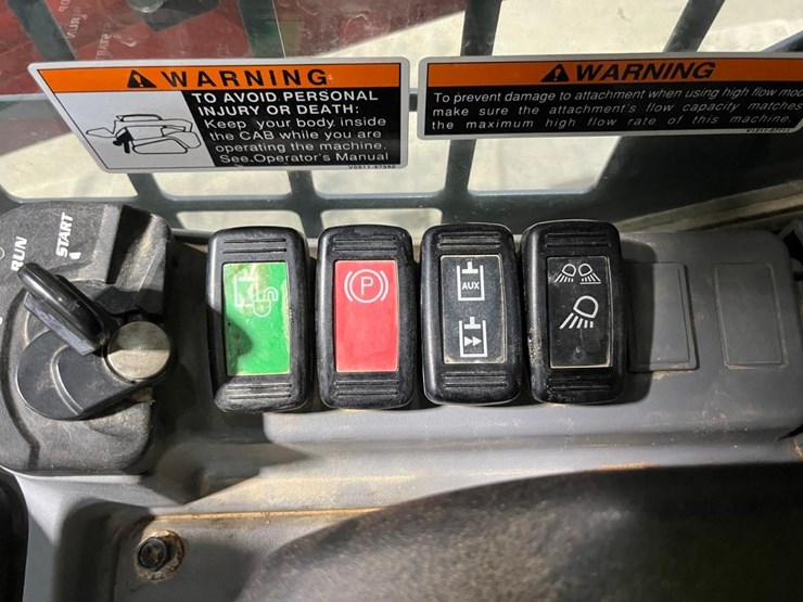2021-kubota-svl75-2-image-27
