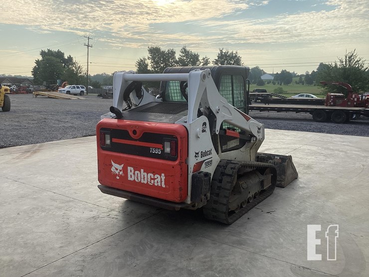 2020-bobcat-t595-image-4