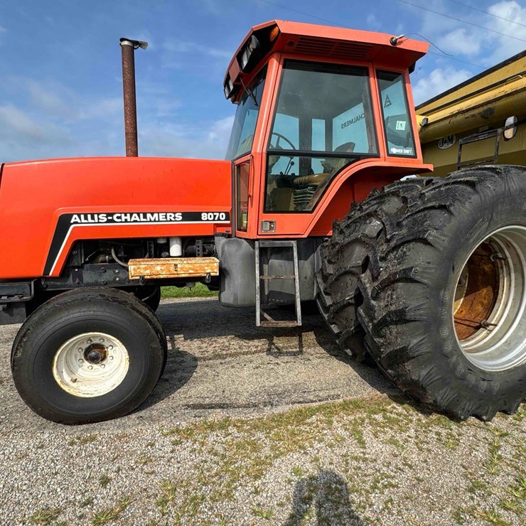 1982 ALLIS-CHALMERS 8070