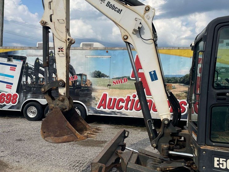 bobcat-e50-image-2