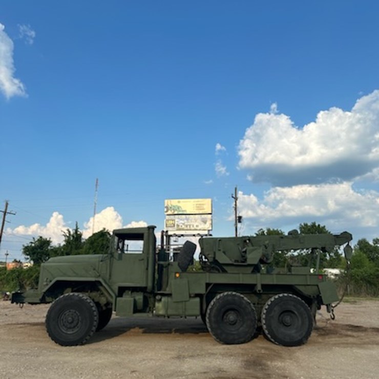 #2151 • M936A2 Hydraulic Rotator Wrecker Crane 5 Ton 6x6\uFFFd