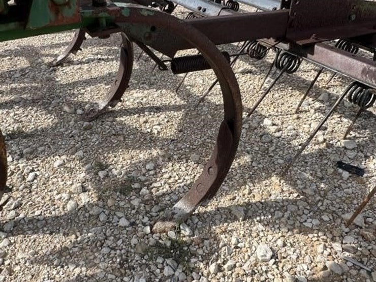 l2---jd-3pt-chisel-plow-image-7