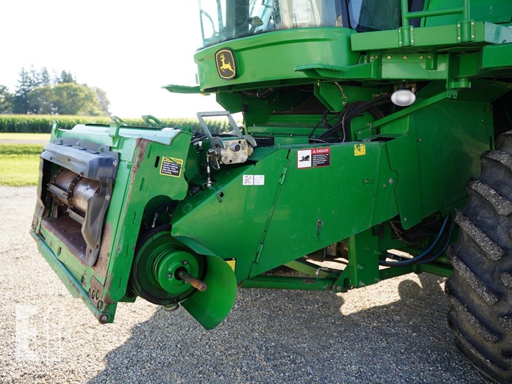 2007-john-deere-9560-sts-image-12