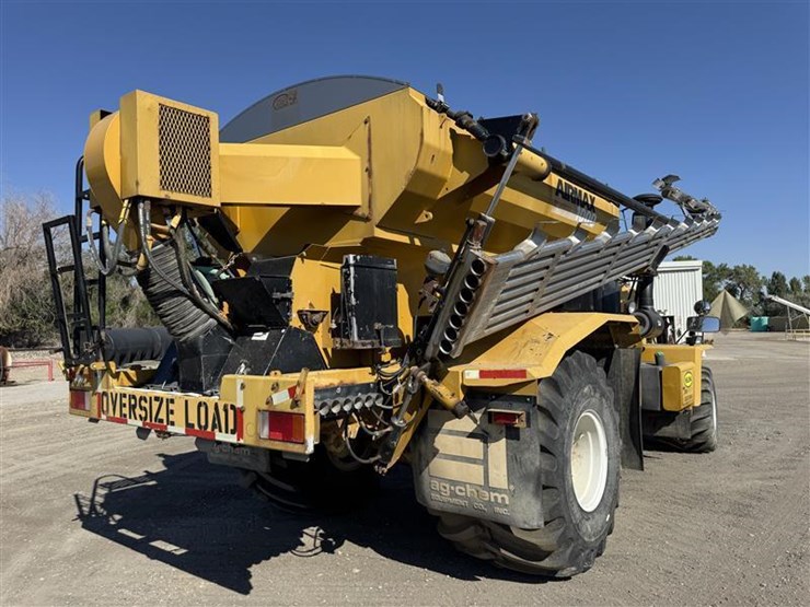 2005-john-deere-70-image-7