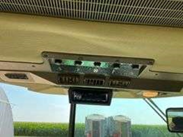 1992-john-deere-4960-image-21