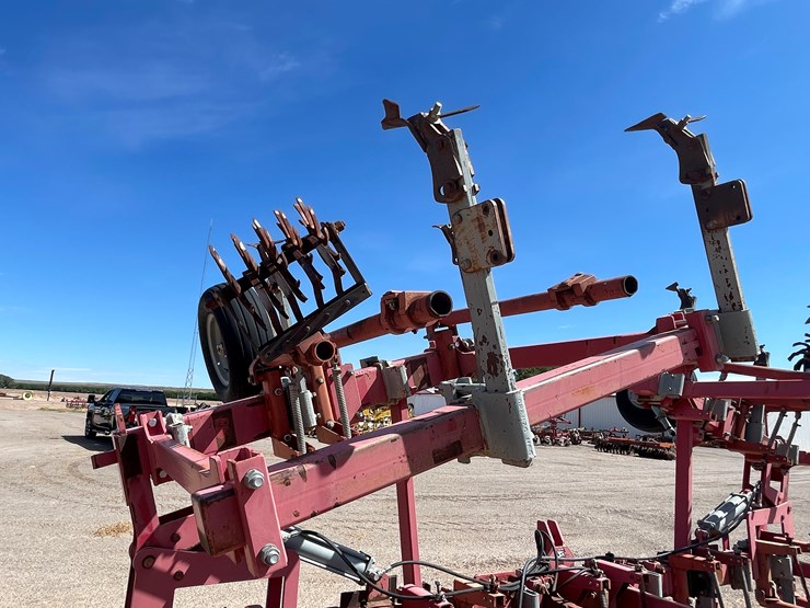 #9030-•-dave-koenig-3-pt-folding-gallina-tillage-tool-bar-image-29