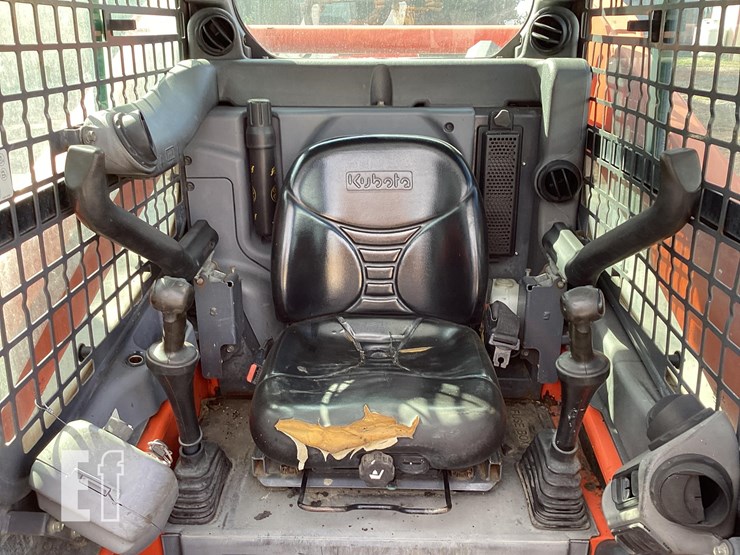 2016-kubota-ssv65-image-13