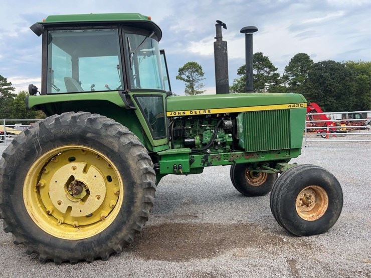 john-deere-4430-image-6