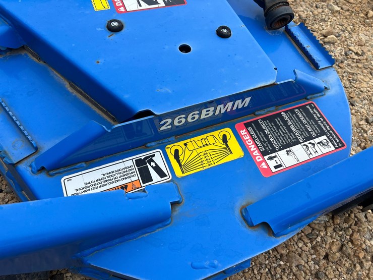 2022-new-holland-266bmm-66-inch-belly-mount-finishing-mower-with-side-discharge-image-2