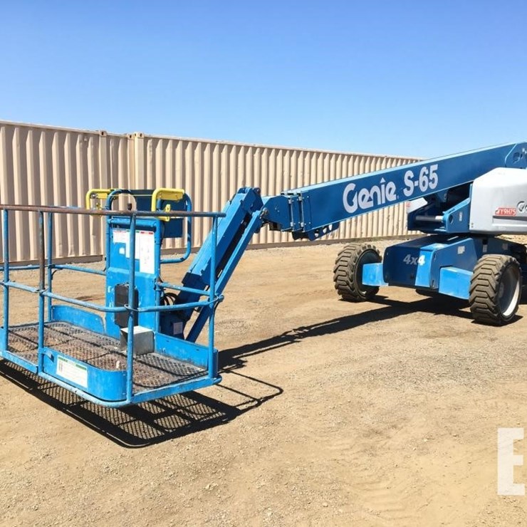 2012 GENIE S65