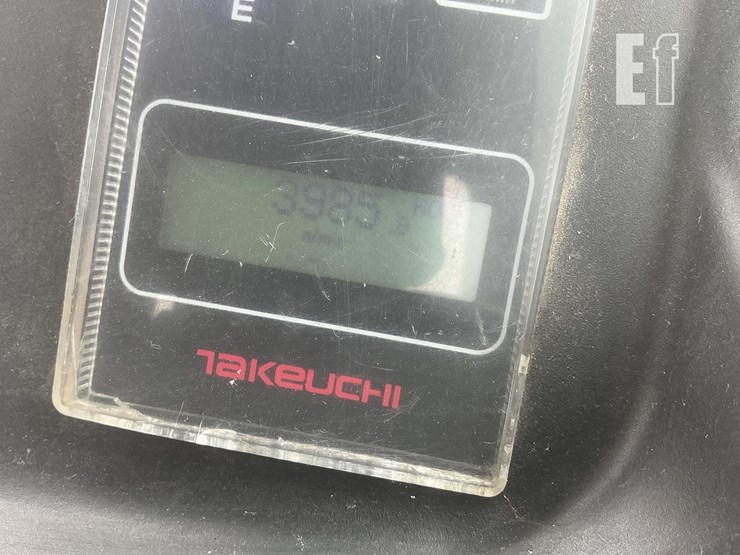 2016-takeuchi-tb1140-image-19