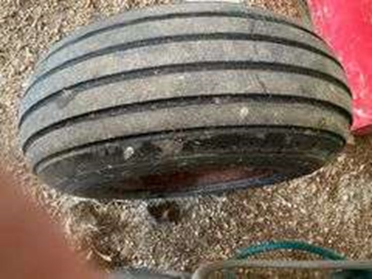 1000-gal-propane-tank-on-running-gear-image-7