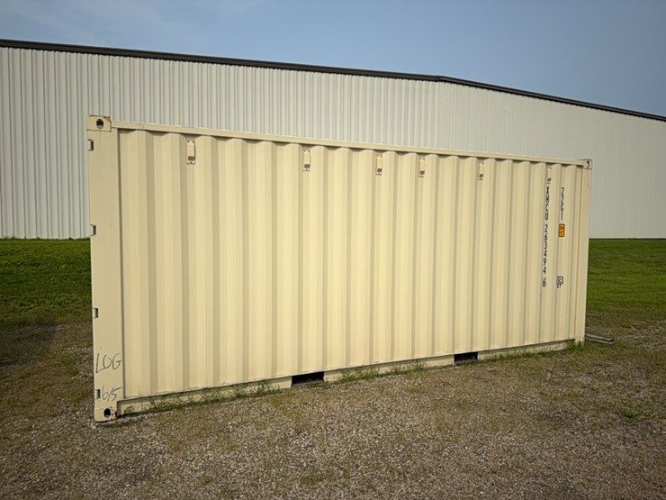 20’-l--x-8’-w-x-8.6’-tall-storage-container-image-1