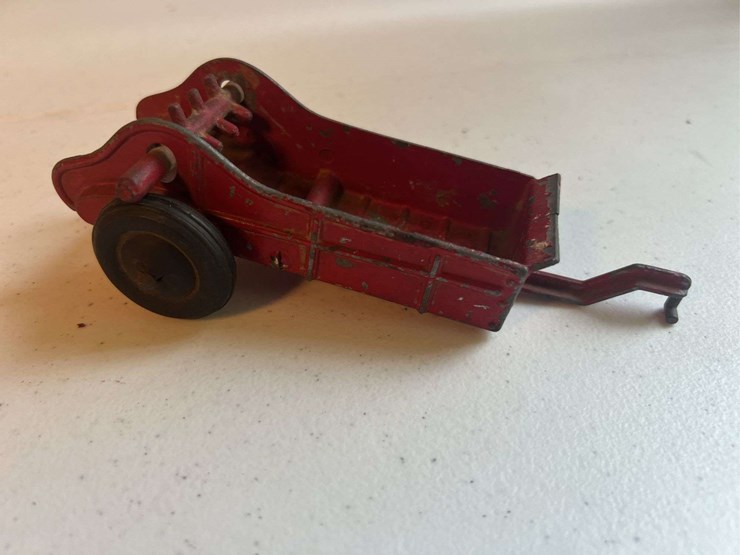 (10)-oliver-farm-toys-image-17
