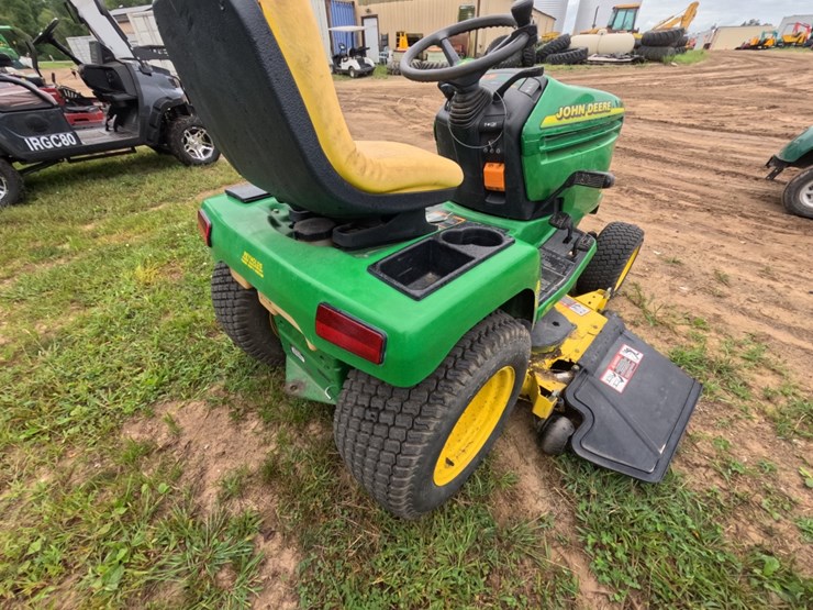 #4633-•-jd-gx-325-riding-lawn-mower-image-8